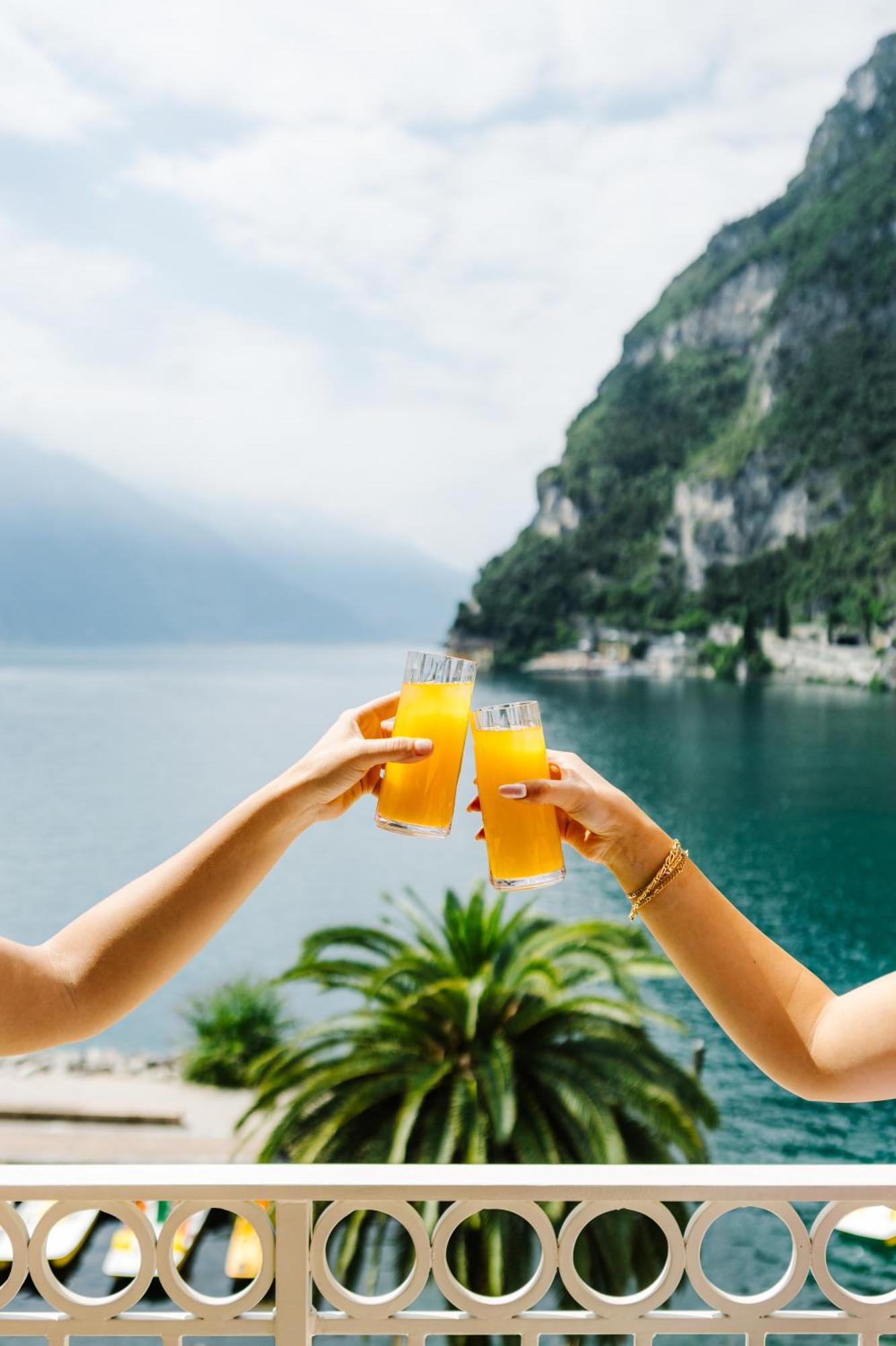 Bellavista Hotel Deluxe Apartments Riva del Garda Buitenkant foto